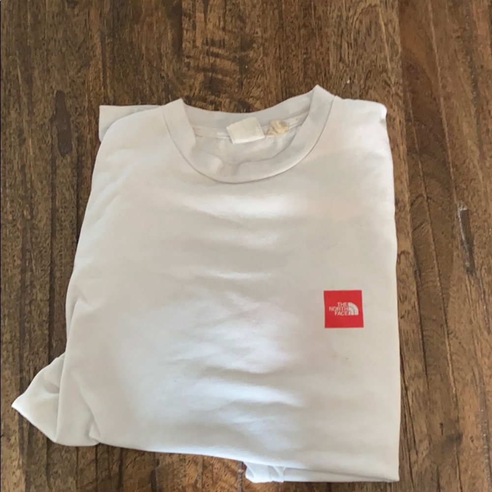 Vintage 90’s The North Face Expedition Tee!